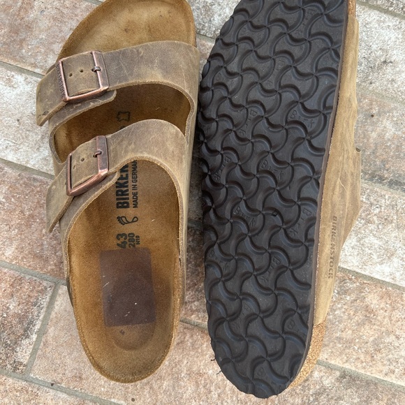 Birkenstock Arizonas, whiskey leather, unisex, men’s 10.5, women’s 12 - Picture 3 of 3